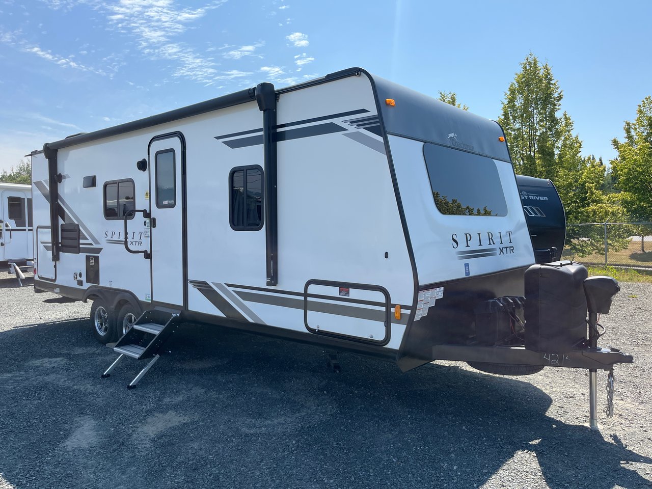 2021 Coachmen Northern Spirit DLX SBT2145RBX-0