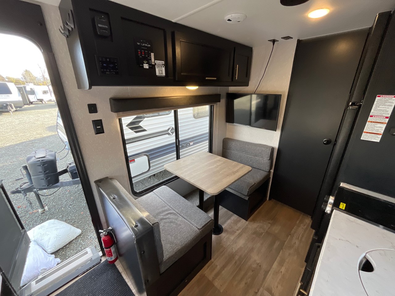 2021 Forest River CHEROKEE WOLF PUP 16FQ-13