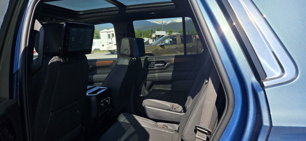 2025 GMC Yukon Denali-11