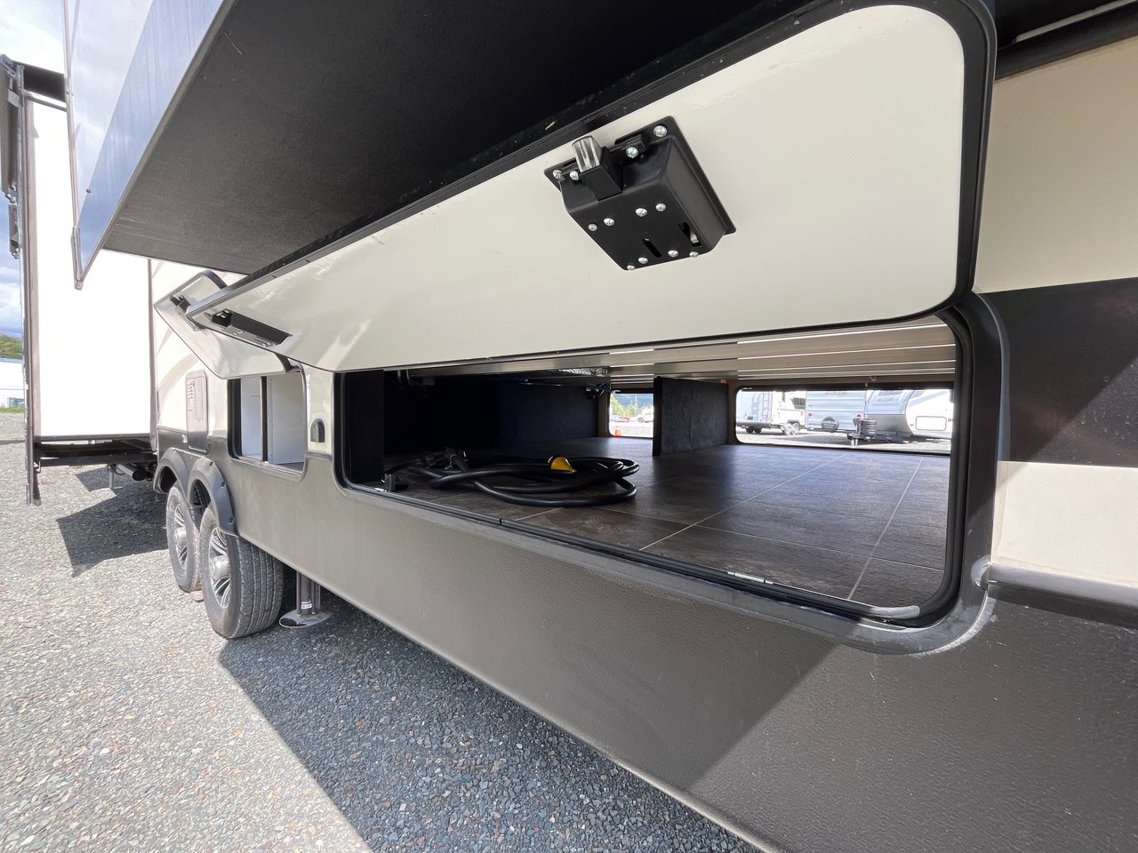 2014 Keystone ALPINE 3620FL-3
