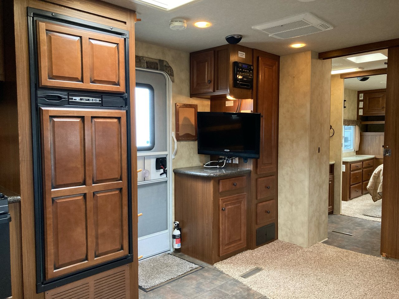 2012 NORTHWOOD ARCTIC FOX 29L-6