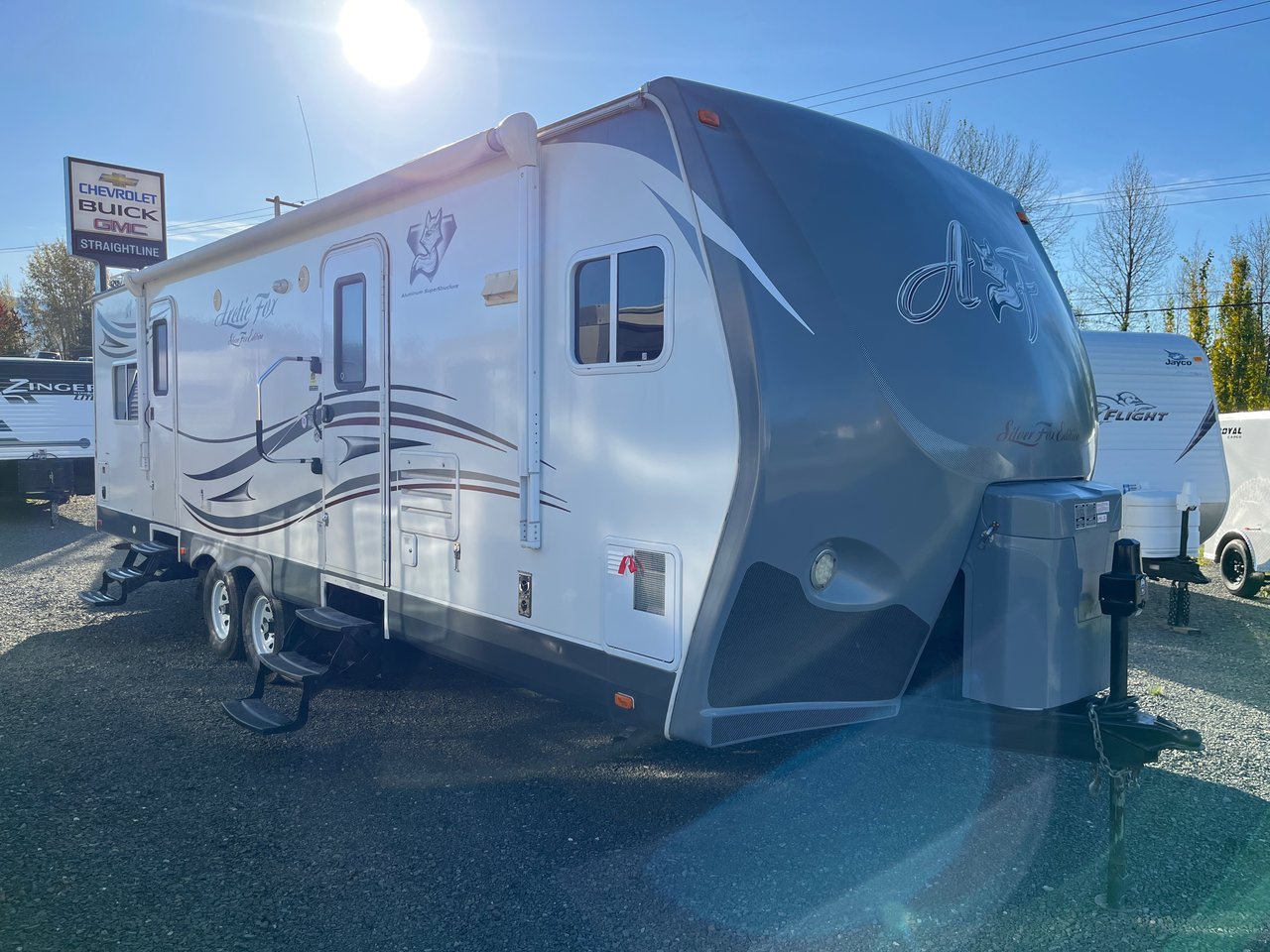 2012 NORTHWOOD ARCTIC FOX 29L-12