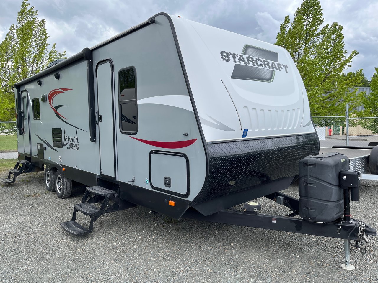 2017 Starcraft Launch Ultra Light 26RLS-0