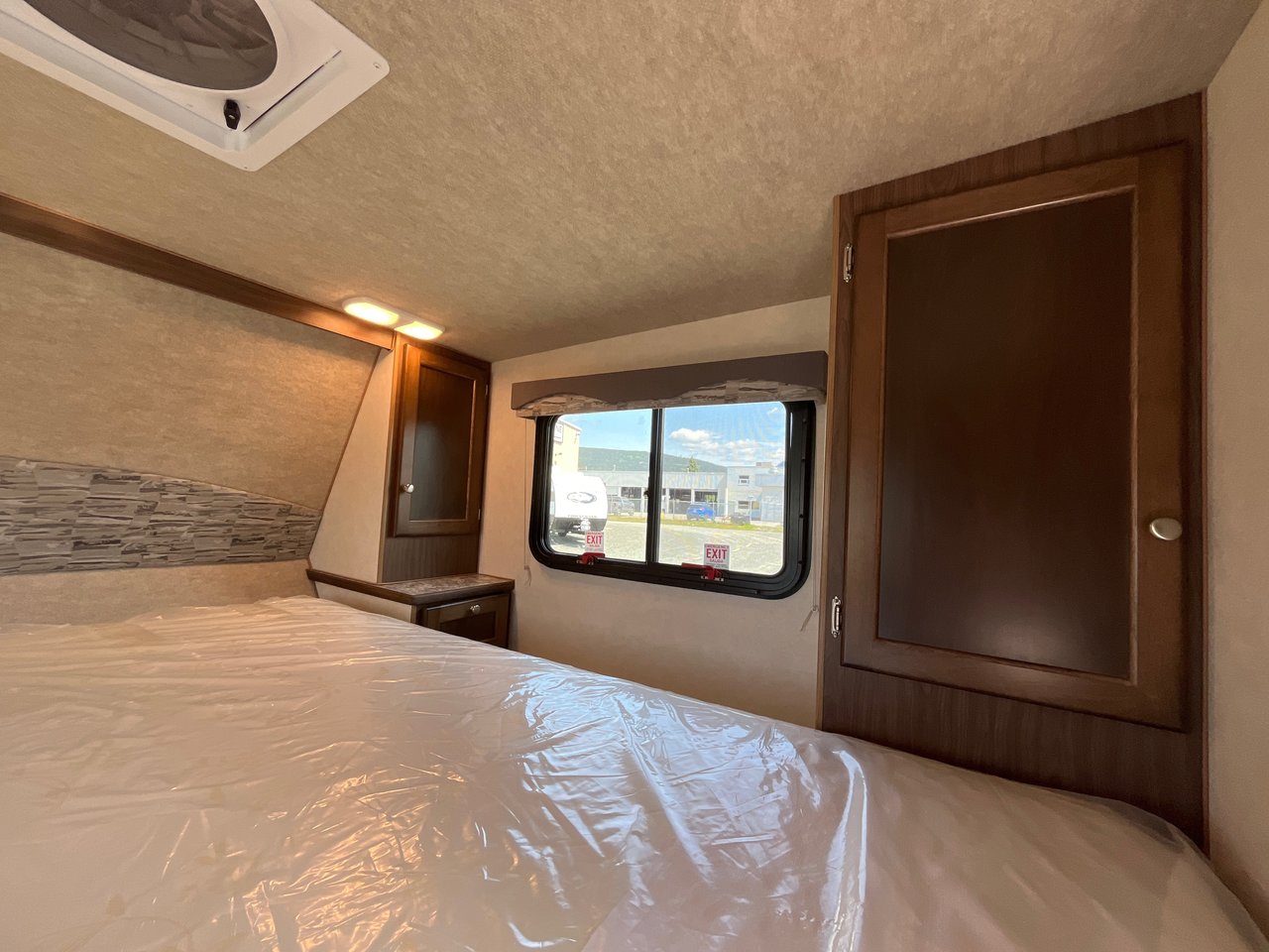 2026 Westland Travelaire 9.0W-21