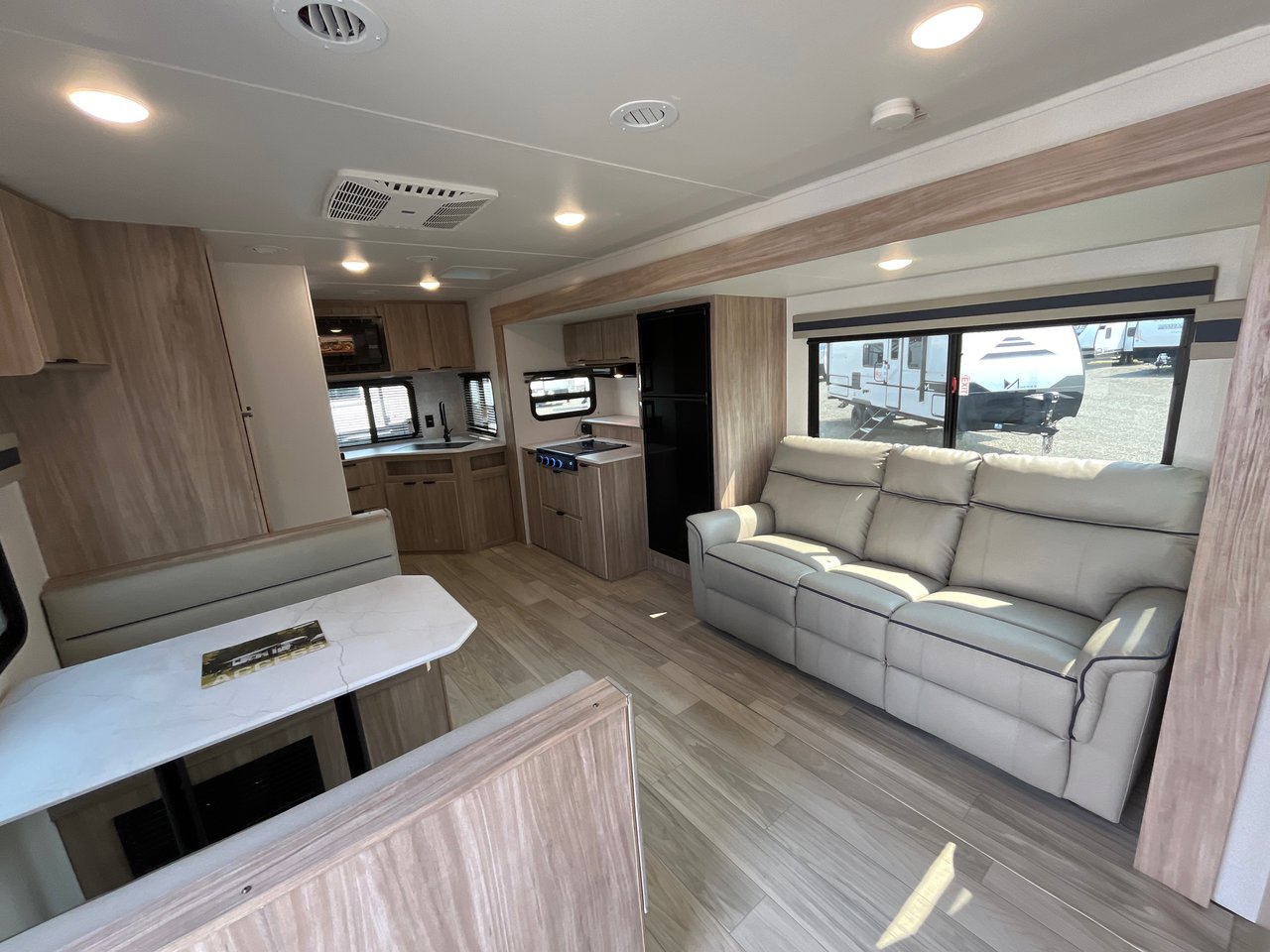 2025 Winnebago Access 25ML-8