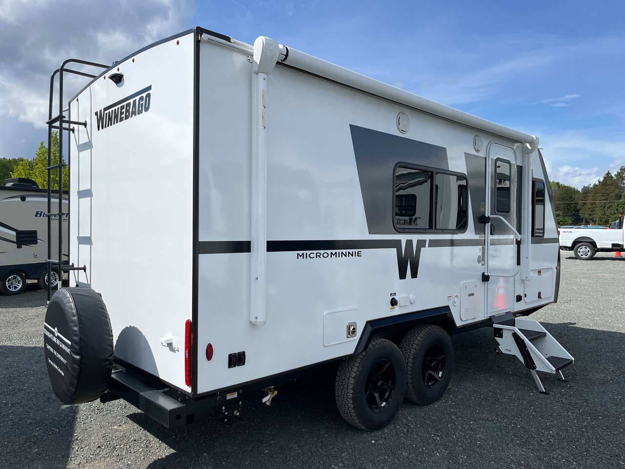 2026 Winnebago MICRO MINNIE 1800BH-2