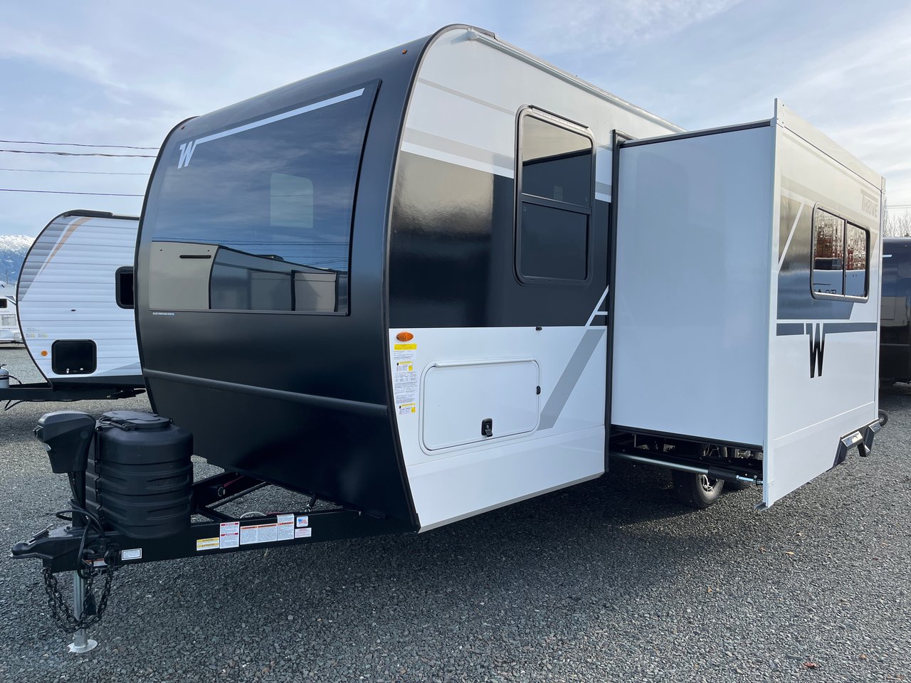 2026 Winnebago Thrive 22MBH Thrive-1