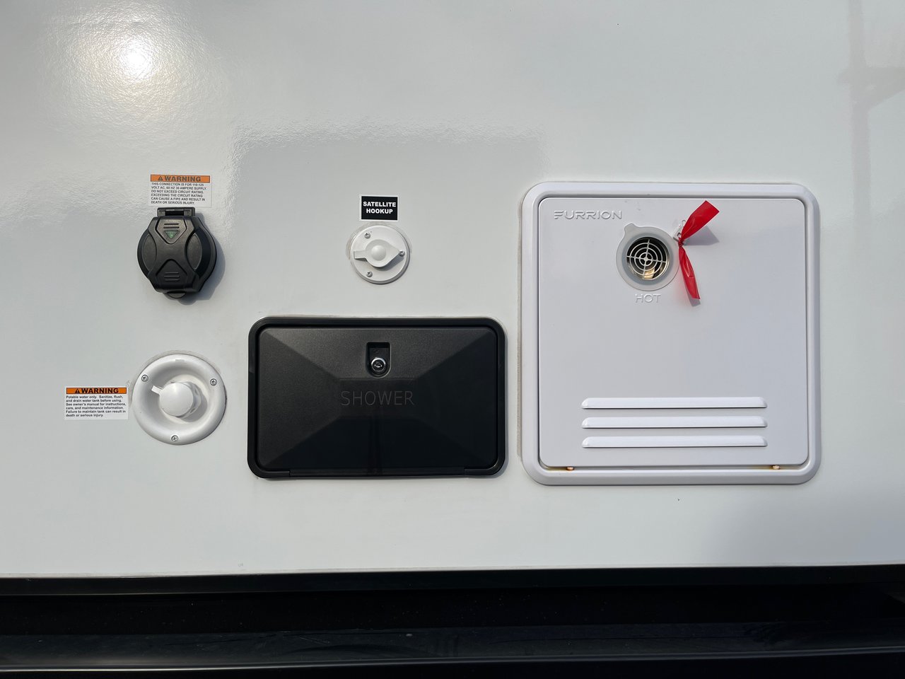 2026 Winnebago Thrive 22MBH Thrive-3