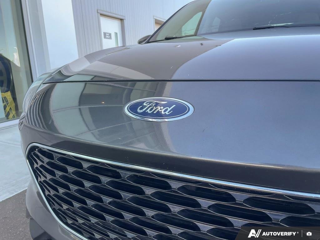 2020 Ford Escape SE 2020 Ford Escape – Modern Design, Smart Tech, Everyday Versatility