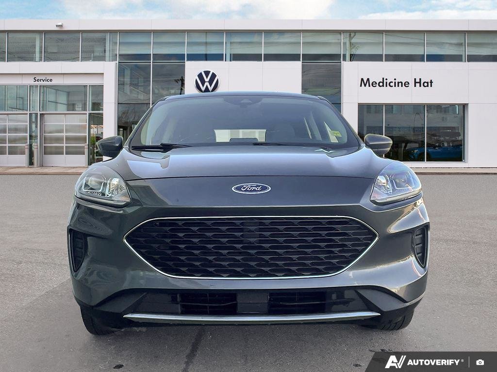 2020 Ford Escape SE 2020 Ford Escape – Modern Design, Smart Tech, Everyday Versatility