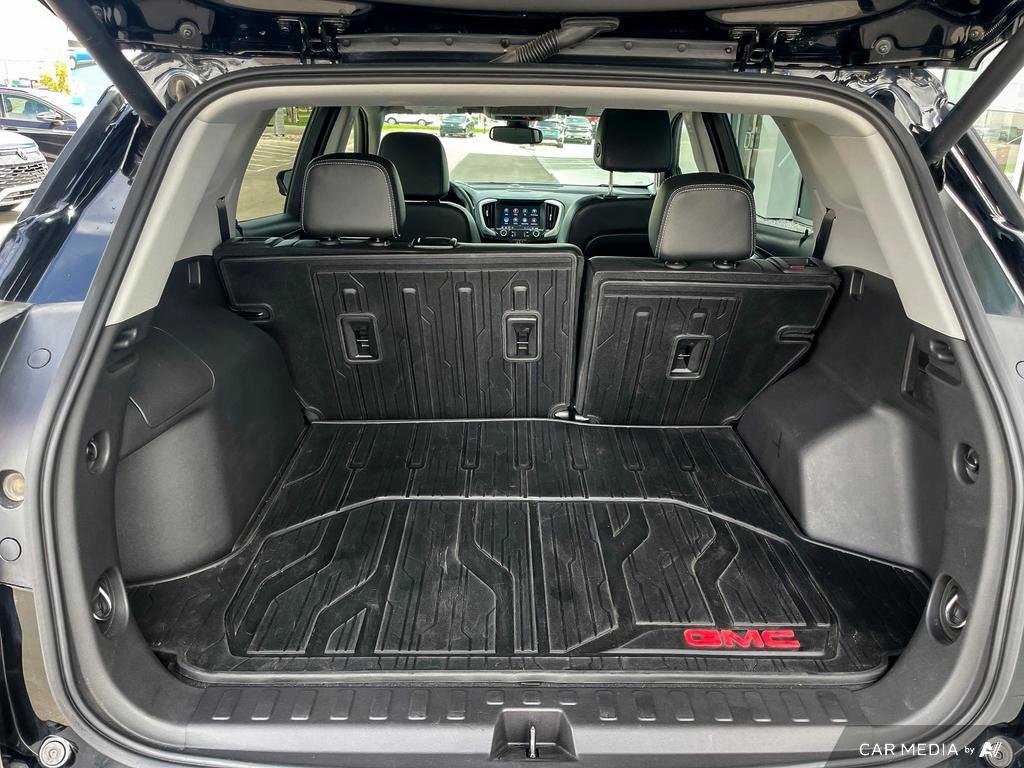 2024 GMC Terrain SLT Refined Power, Elevated Drive – The 2024 Terrain SLT
