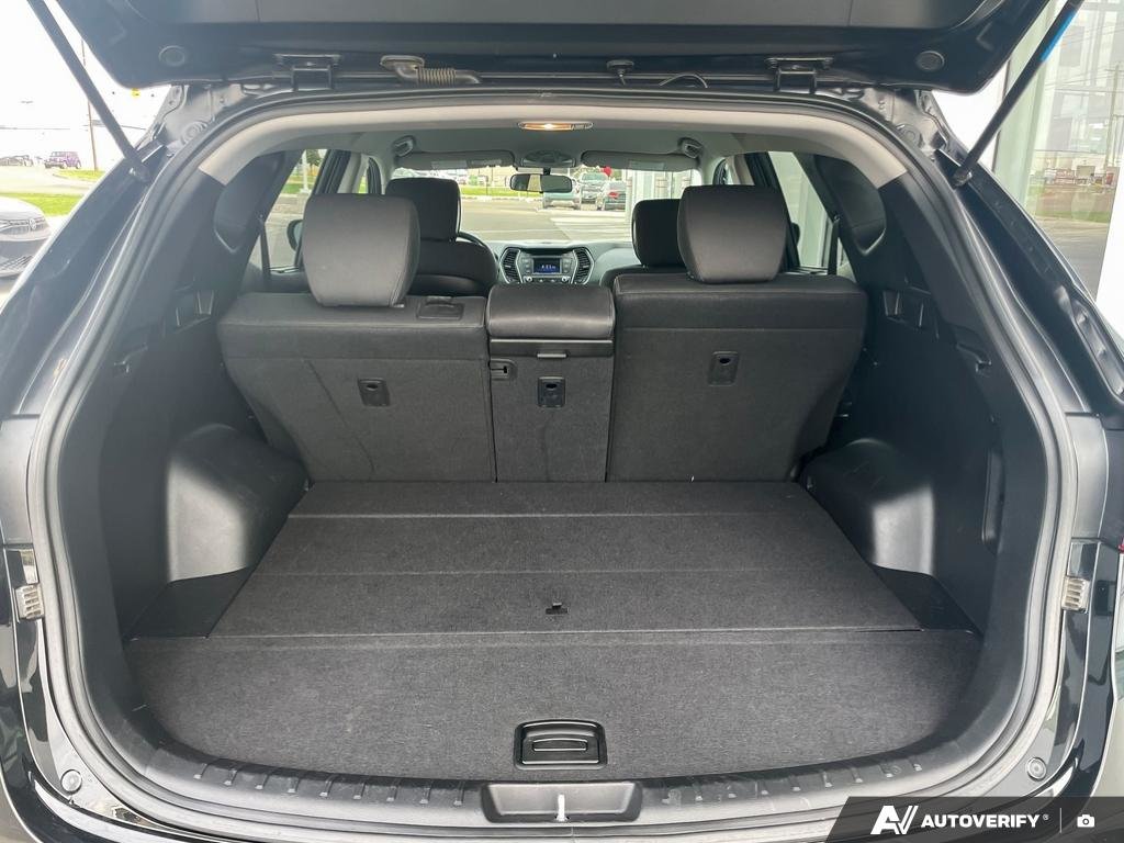 2017 Hyundai Santa Fe Sport Premium 2017 Hyundai Santa Fe Sport – Versatile, Comfortable, and Family-Ready