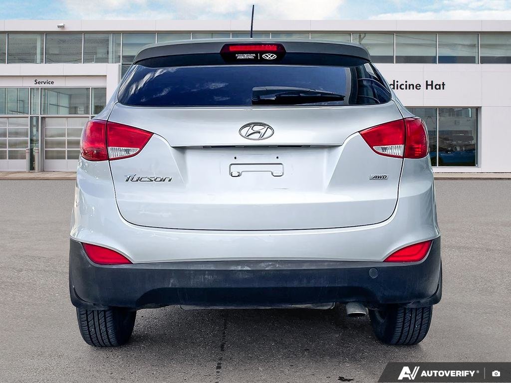 2014 Hyundai Tucson GL 2014 Hyundai Tucson GL – Versatile, Comfortable, and Reliable