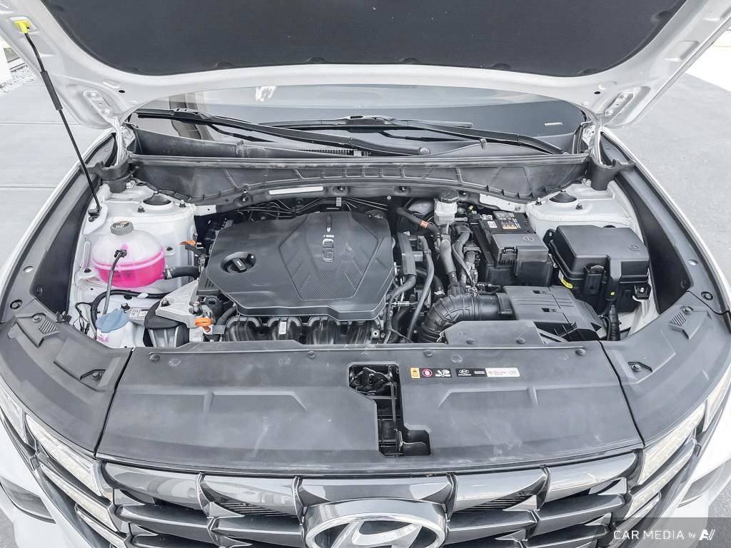 2022 Hyundai Tucson Essential 2022 Hyundai Tucson – Modern Design, Advanced Safety, Everyday Comfort