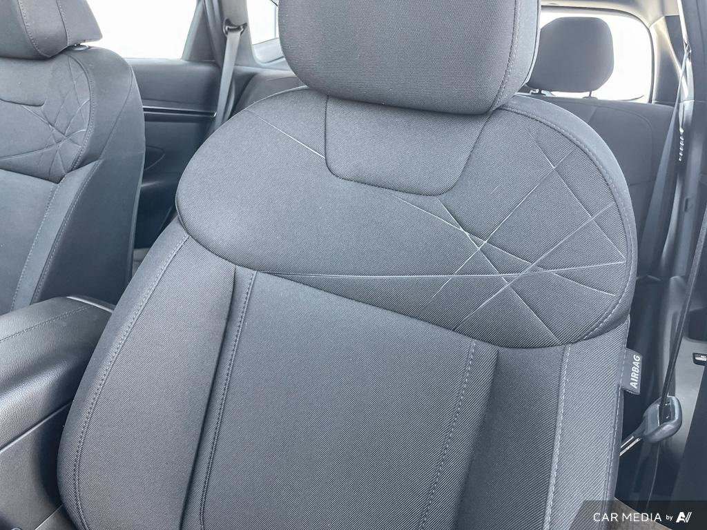 2022 Hyundai Tucson Essential 2022 Hyundai Tucson – Modern Design, Advanced Safety, Everyday Comfort
