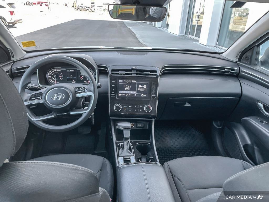 2022 Hyundai Tucson Essential 2022 Hyundai Tucson – Modern Design, Advanced Safety, Everyday Comfort