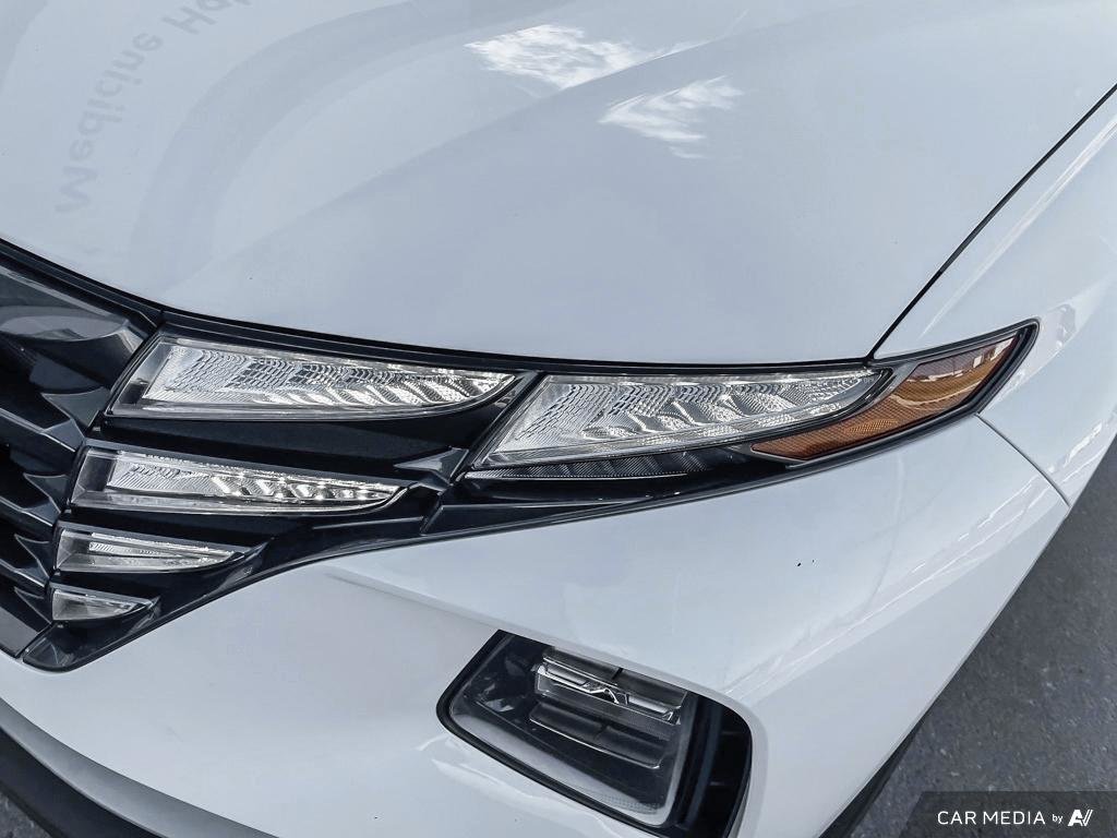 2022 Hyundai Tucson Essential 2022 Hyundai Tucson – Modern Design, Advanced Safety, Everyday Comfort