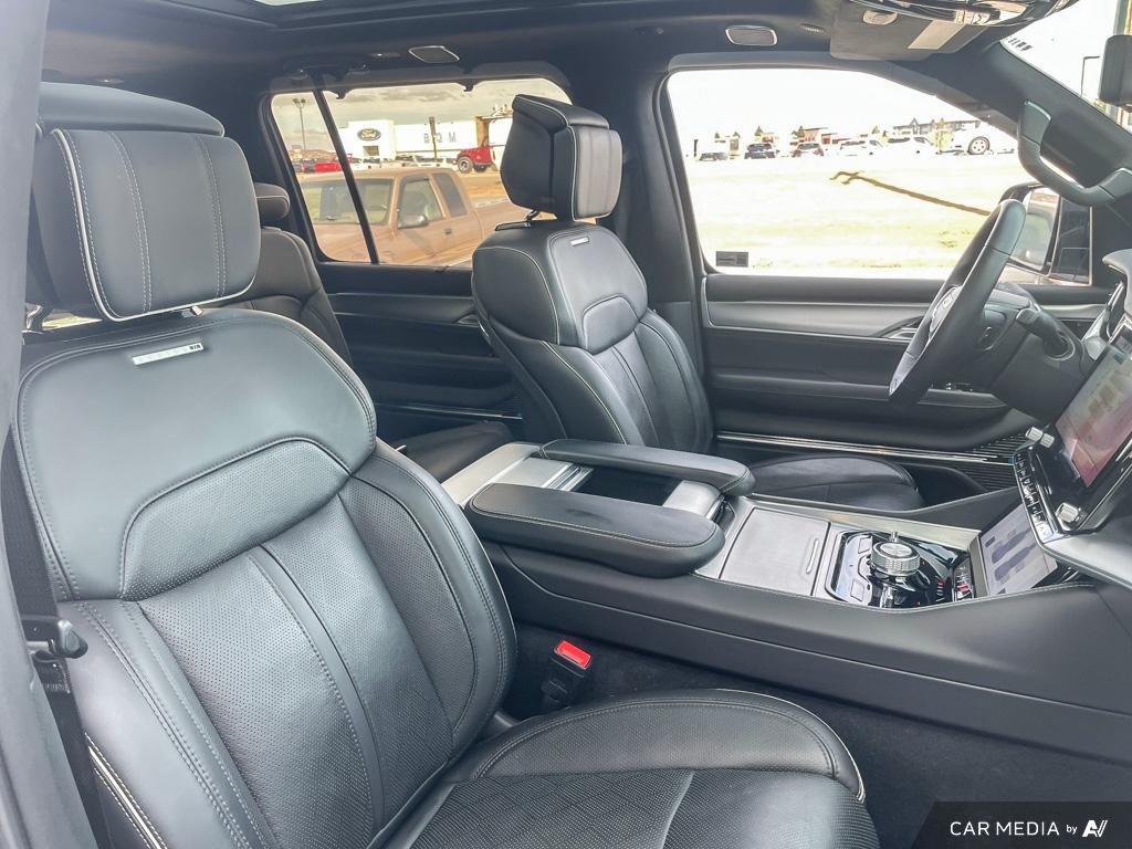 2023 Jeep Grand Wagoneer L Series II 2023 Grand Wagoneer L Series II – Where First-Class Luxury Meets Legendary Capability.