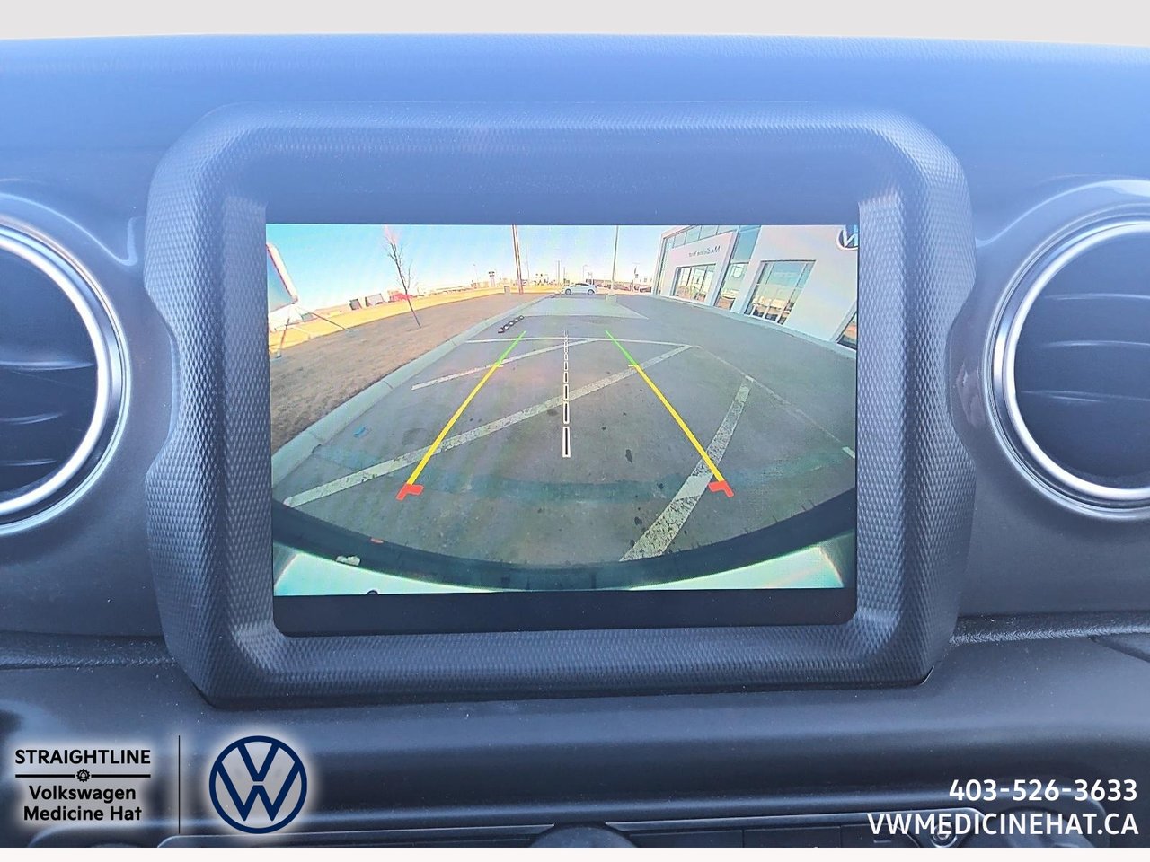 2023 Jeep Wrangler Sahara-12