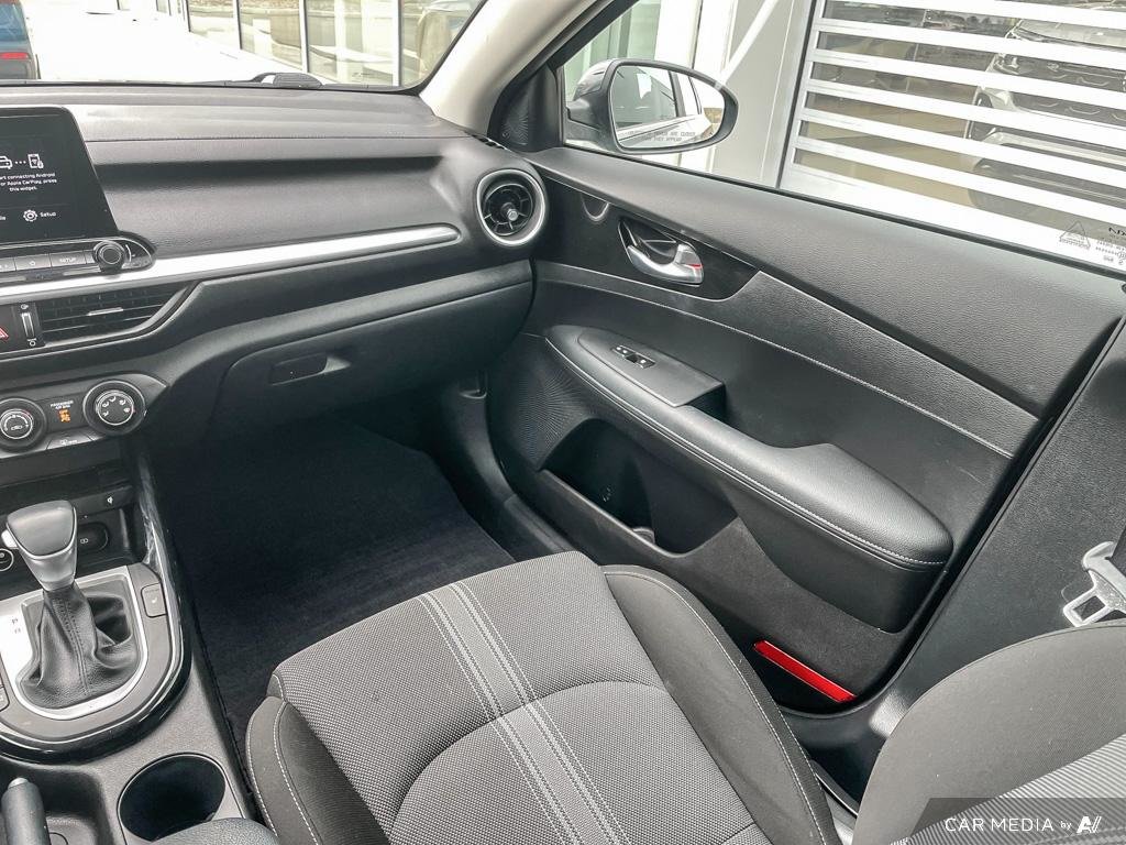 2023 Kia Forte EX One Owner, Low KM, Backup Cam, Great Value Sedan
