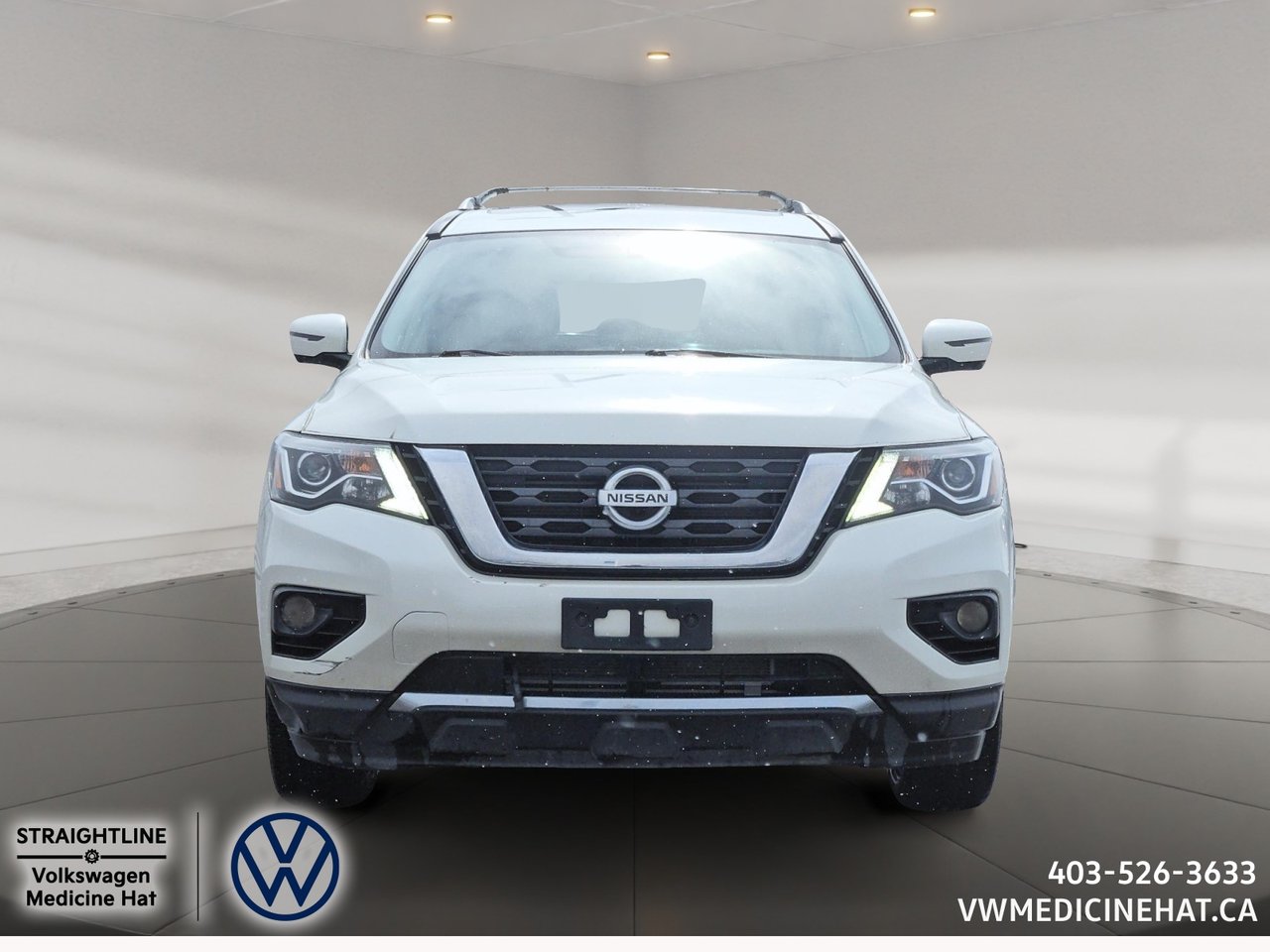2019 Nissan Pathfinder Platinum-1