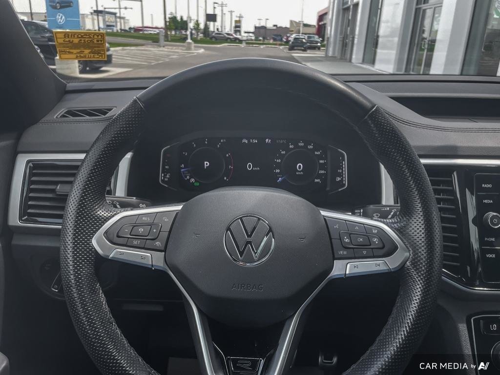 2023 Volkswagen Atlas Cross Sport Highline 2023 Atlas Cross Sport Highline — Elevate Every Drive with Luxury and Power.