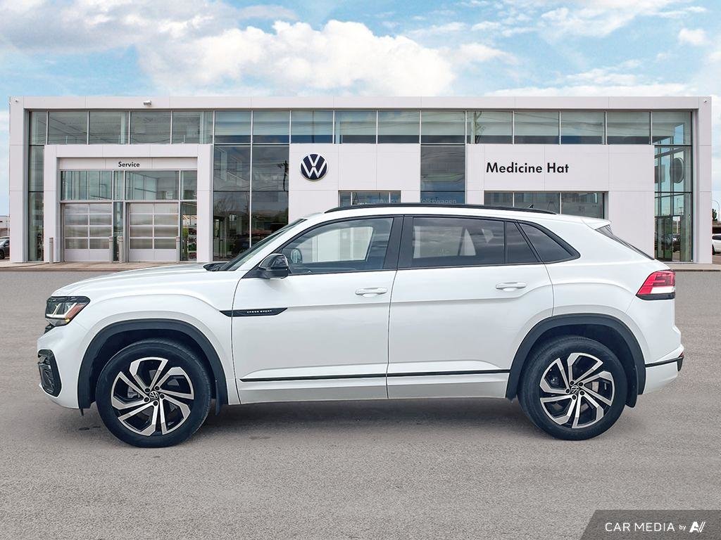 2023 Volkswagen Atlas Cross Sport Highline 2023 Atlas Cross Sport Highline — Elevate Every Drive with Luxury and Power.
