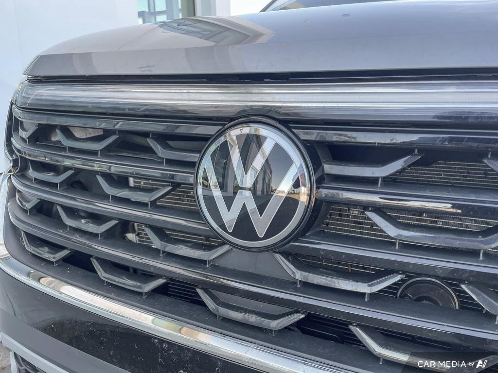 2024 Volkswagen Atlas Cross Sport Highline 2024 Atlas Cross Sport Highline – Where Sophistication Meets Performance.