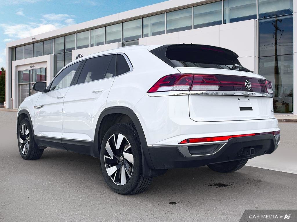 2024 Volkswagen Atlas Cross Sport Highline Bold Style. Premium Comfort. The 2024 Atlas Cross Sport Highline Awaits.