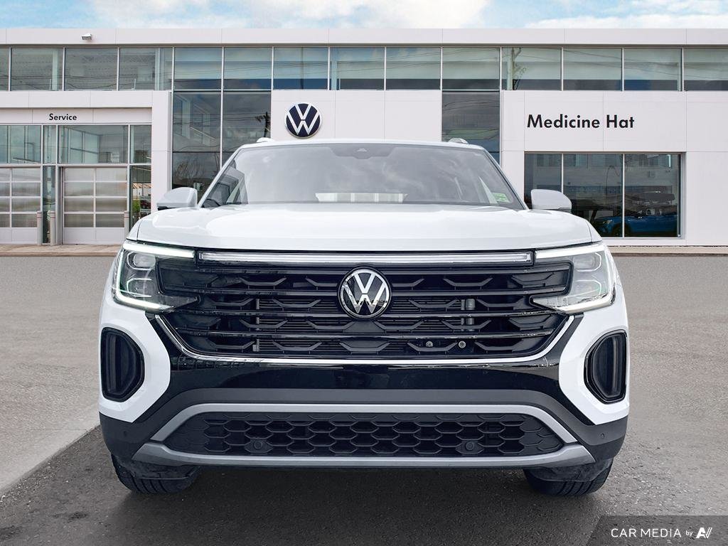 2024 Volkswagen Atlas Cross Sport Highline Bold Style. Premium Comfort. The 2024 Atlas Cross Sport Highline Awaits.