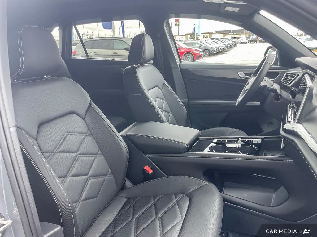 2025 Volkswagen Atlas Cross Sport Comfortline R-Line Black Edition Bold Looks. Confident Drive. The 2025 Atlas Cross Sport Comfortline R-Line Black Edition.