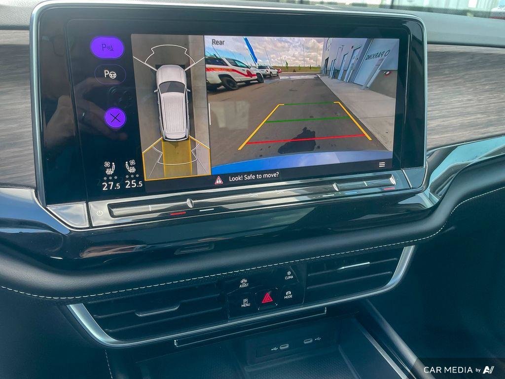 2024 Volkswagen Atlas Execline Luxury, Power, and Versatility — Elevated.