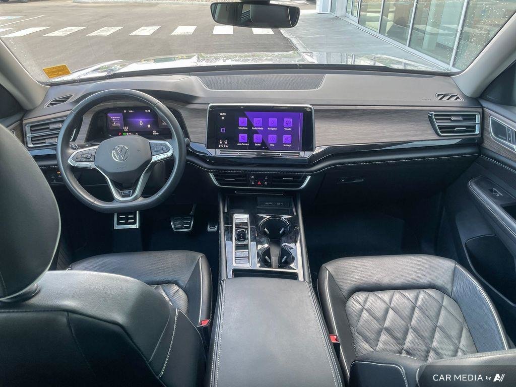 2024 Volkswagen Atlas Execline Luxury, Power, and Versatility — Elevated.
