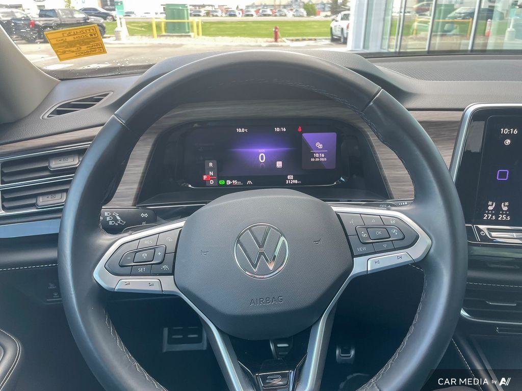 2024 Volkswagen Atlas Execline Luxury, Power, and Versatility — Elevated.