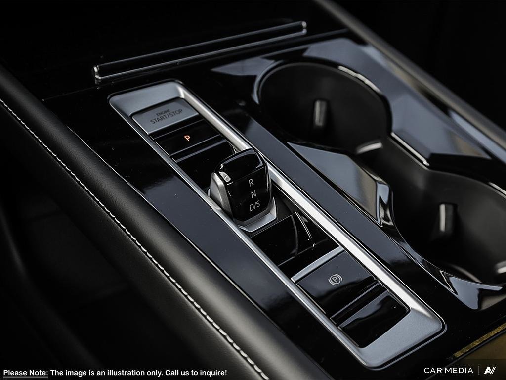 2025 Volkswagen Atlas Highline 4Motion - Black on Black!