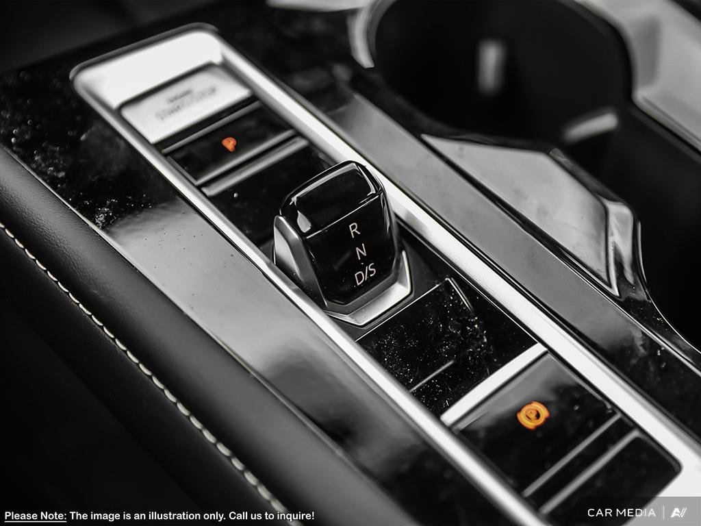 2025 Volkswagen Atlas Execline Captain’s Chairs. AWD Confidence. Premium Comfort.