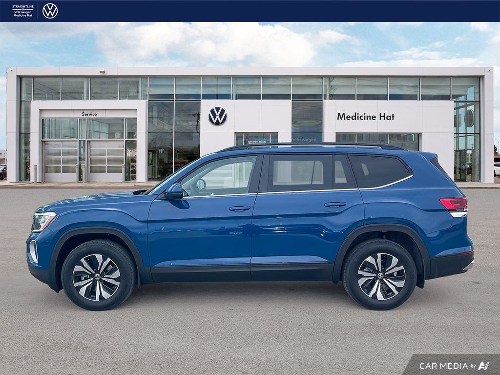 2025 Volkswagen Atlas Comfortline Spacious 7-seater SUV with power, tech, and AWD.
