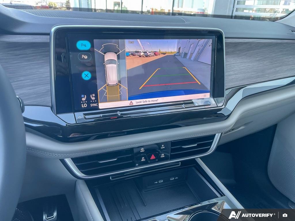 2025 Volkswagen Atlas Execline