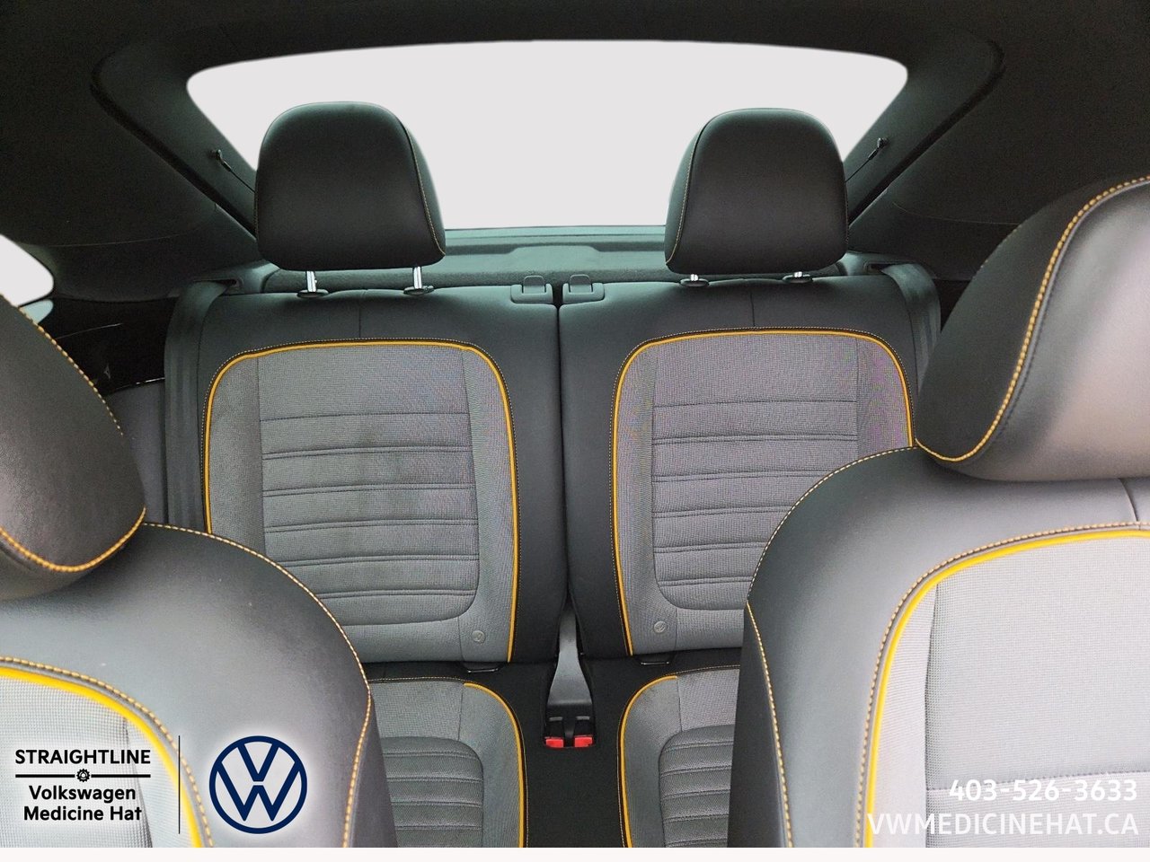 2018 Volkswagen Beetle Dune-9