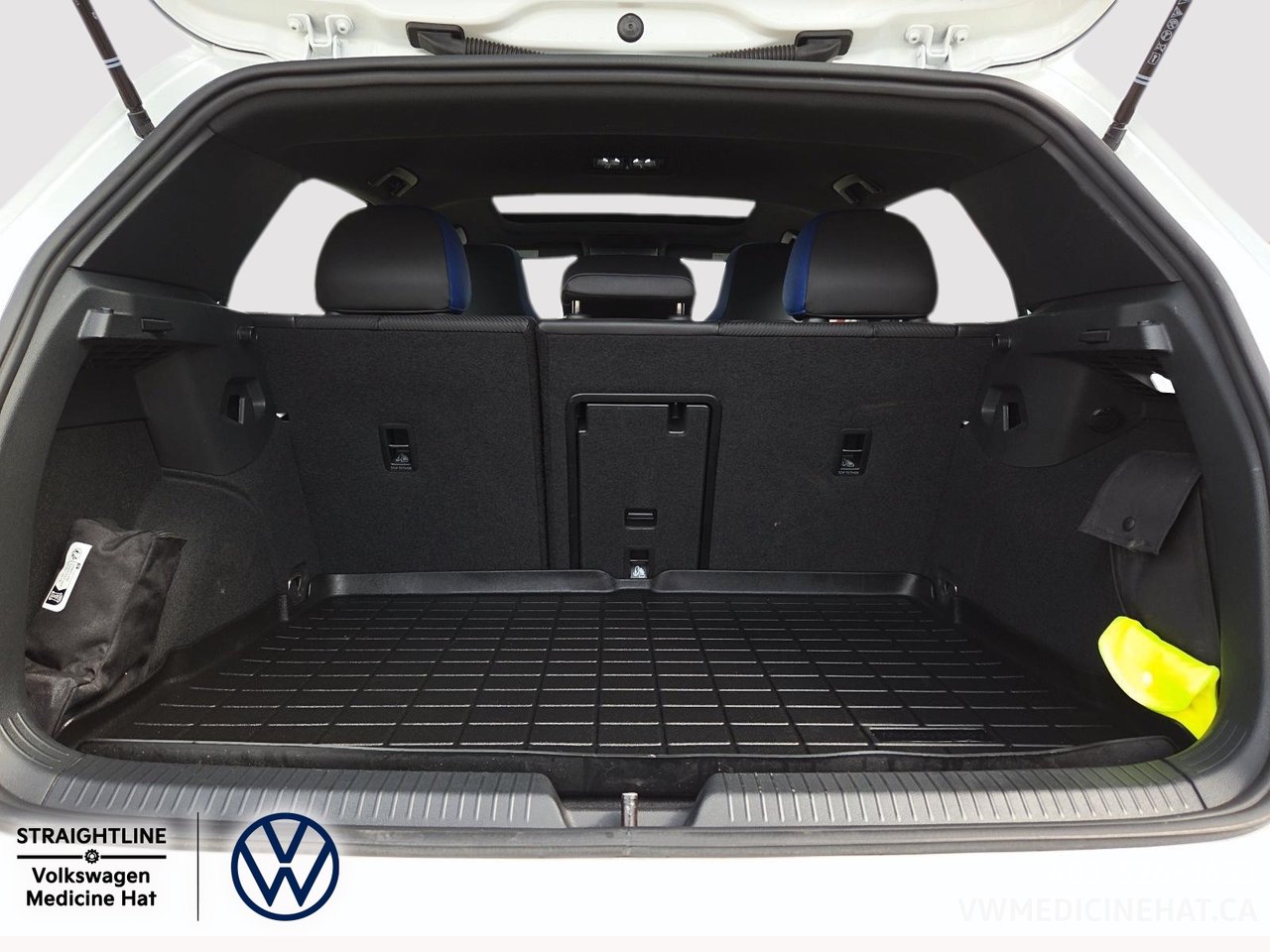 2024 Volkswagen GOLF R BASE-5