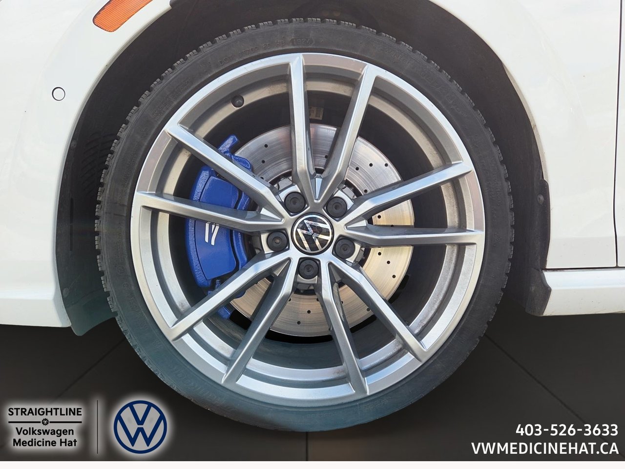 2024 Volkswagen GOLF R BASE-6