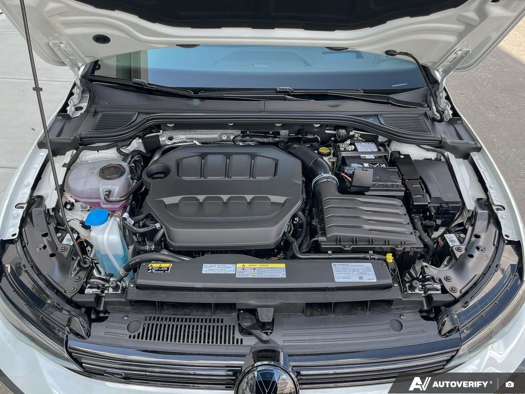2025 Volkswagen Golf R R Black Edition 4MOTION