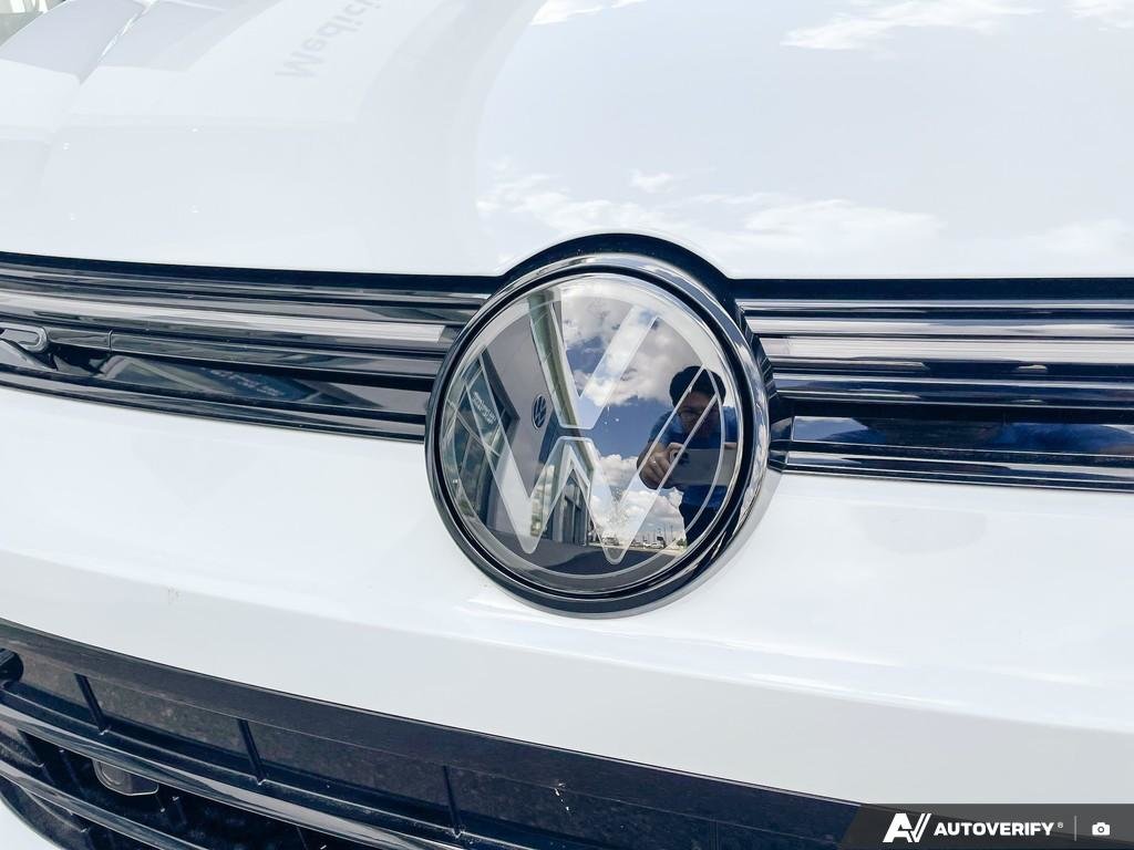 2025 Volkswagen Golf R R Black Edition 4MOTION