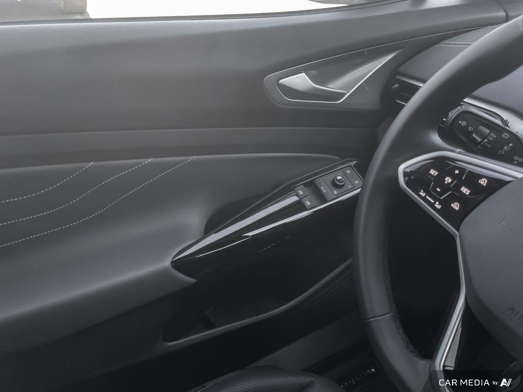 2025 Volkswagen ID.4 Pro S AWD All-Electric AWD, Heated Seats, Panoramic Roof, Tech