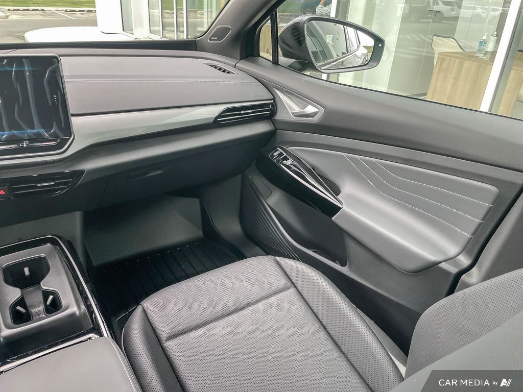 2025 Volkswagen ID.4 Pro S AWD AWD, Long Range, Heated Seats, Premium EV Tech