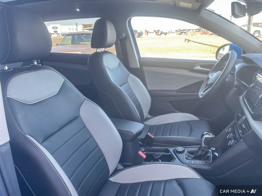 2024 Volkswagen Taos Highline 2024 Taos Highline – Big Style, Smart Drive.