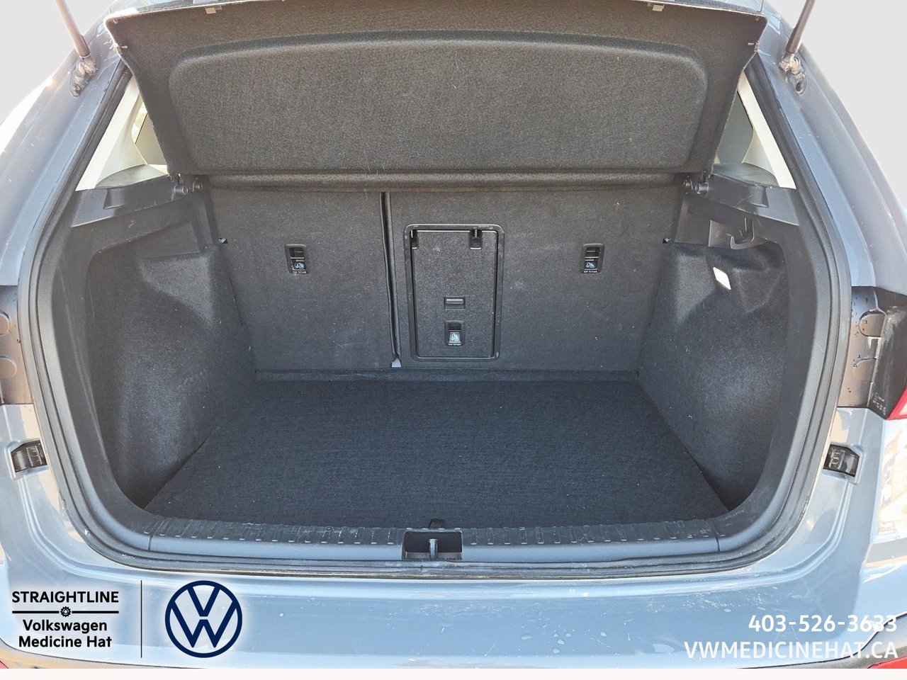 2024 Volkswagen Taos Highline-5