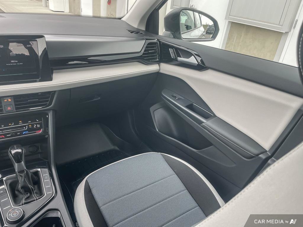 2025 Volkswagen Taos Trendline 4MOTION Turbo Engine, Apple CarPlay, Safety, Spacious Cargo  If you want to add financing options, Certified