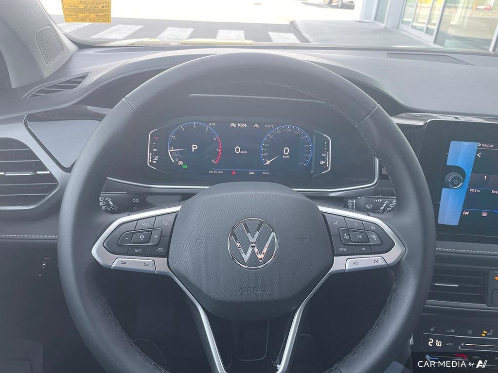 2025 Volkswagen Taos Comfortline Black Edition 4MOTION Black Edition Style, Turbo, Heated Seats, AWD Option