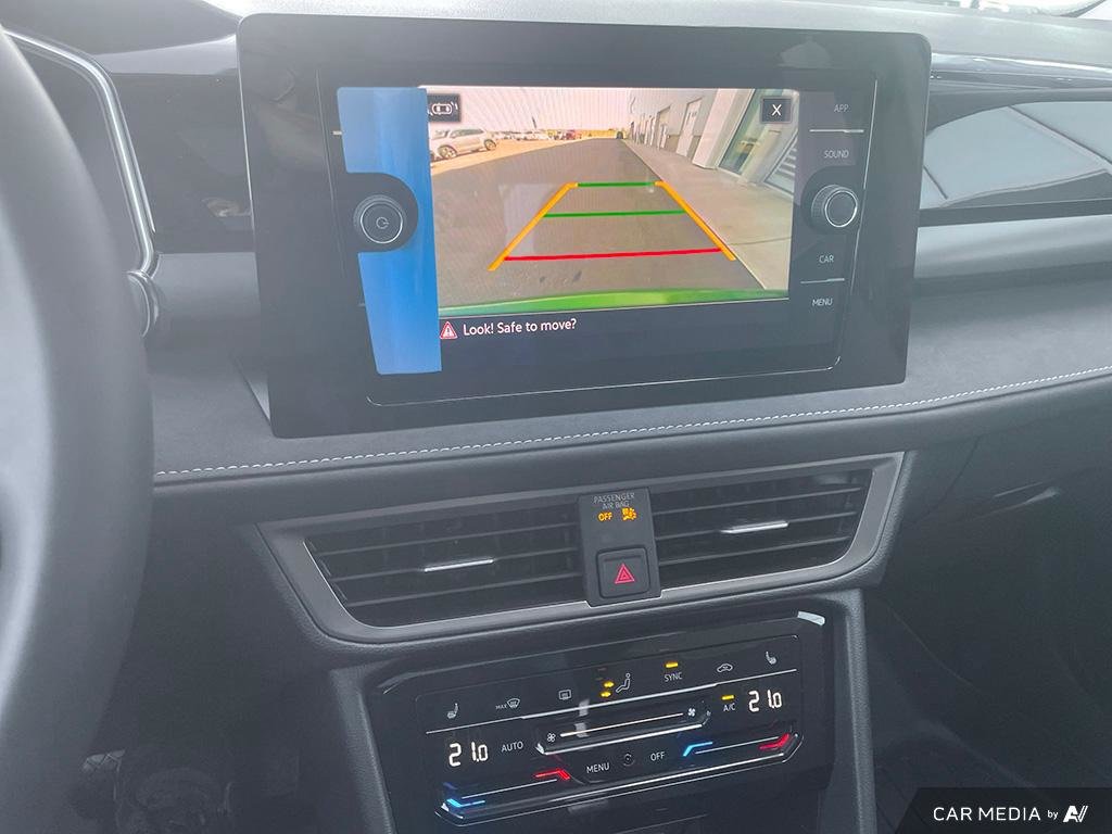 2025 Volkswagen Taos Comfortline Black Edition 4MOTION Black Edition Style, Turbo, Heated Seats, AWD Option